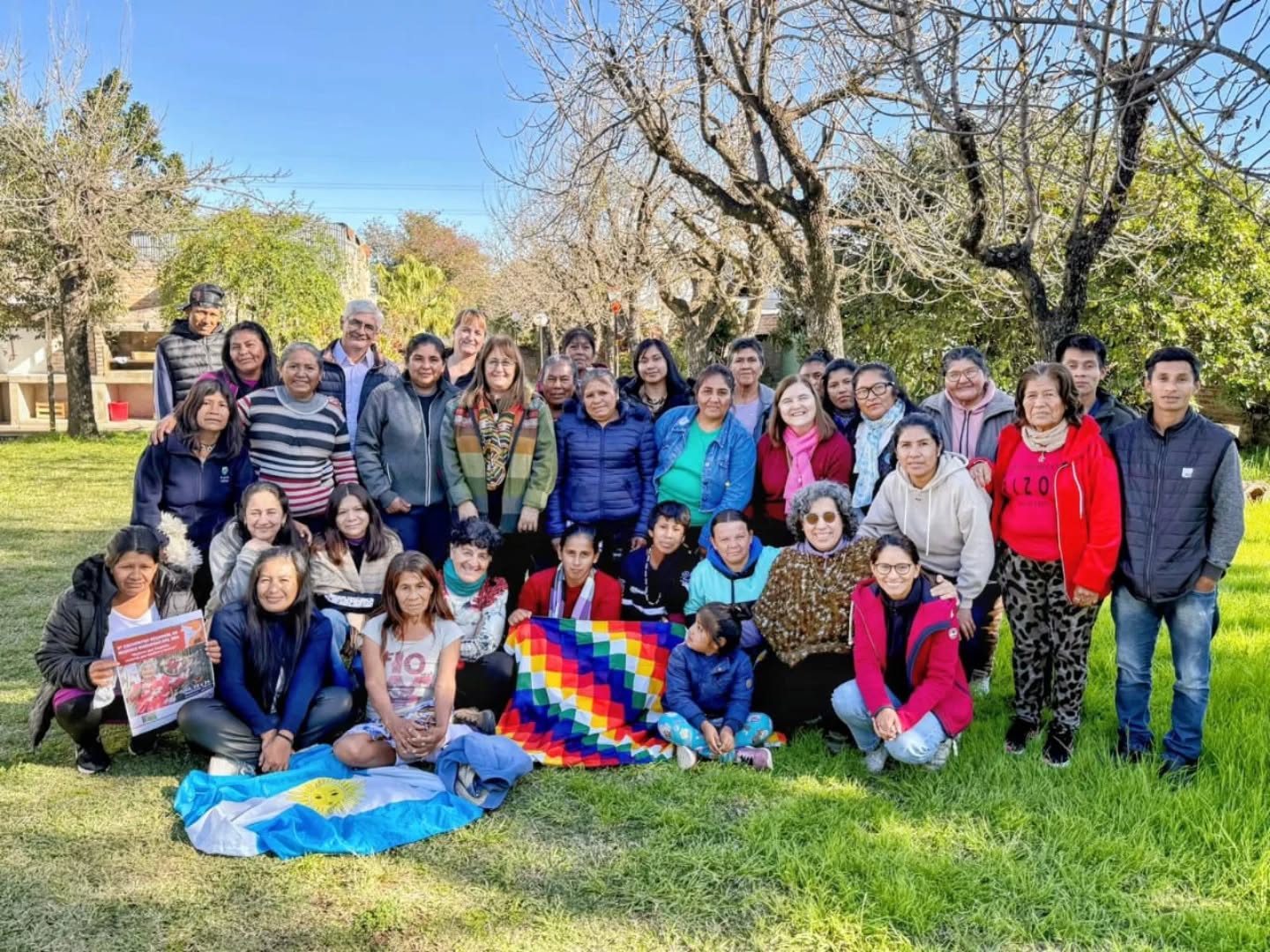 En este momento estás viendo Mujeres indígenas, tejedoras de memoria y futuro