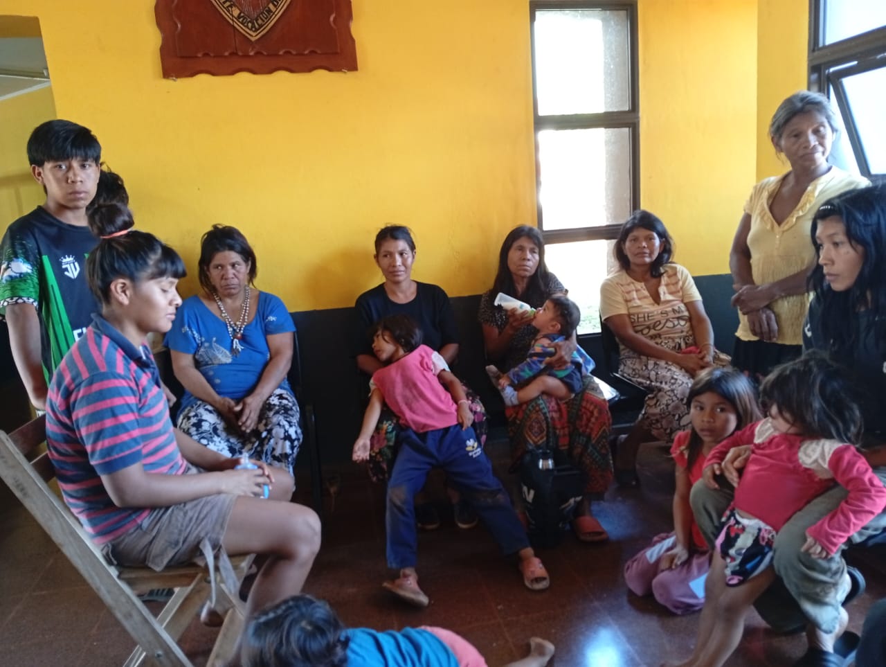 En este momento estás viendo Puente Quemado II: Tras la detención del mburuvicha, desalojan a mujeres y niños