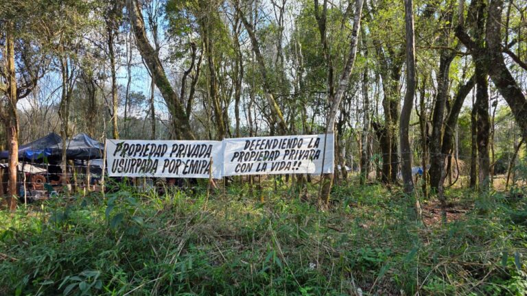 Lee más sobre el artículo Del despojo territorial a la persecución de quienes lo denuncian